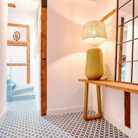 Appartement Boutique D’argent *